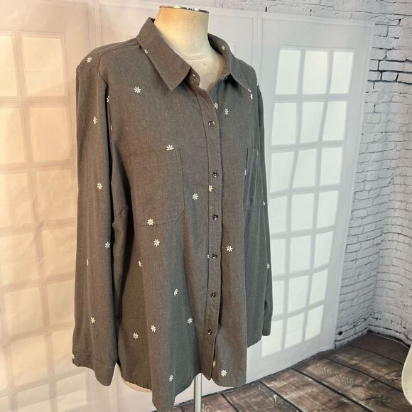 Torrid Taylor Cotton Embroidered daisy Button-Front Shirt size 3x - Picture 3 of 11